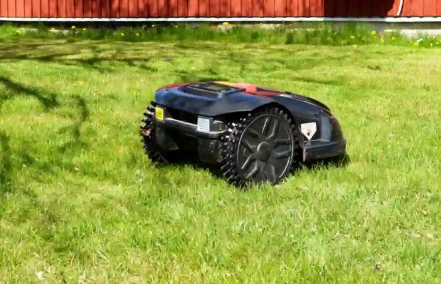 Rasenroboter installieren